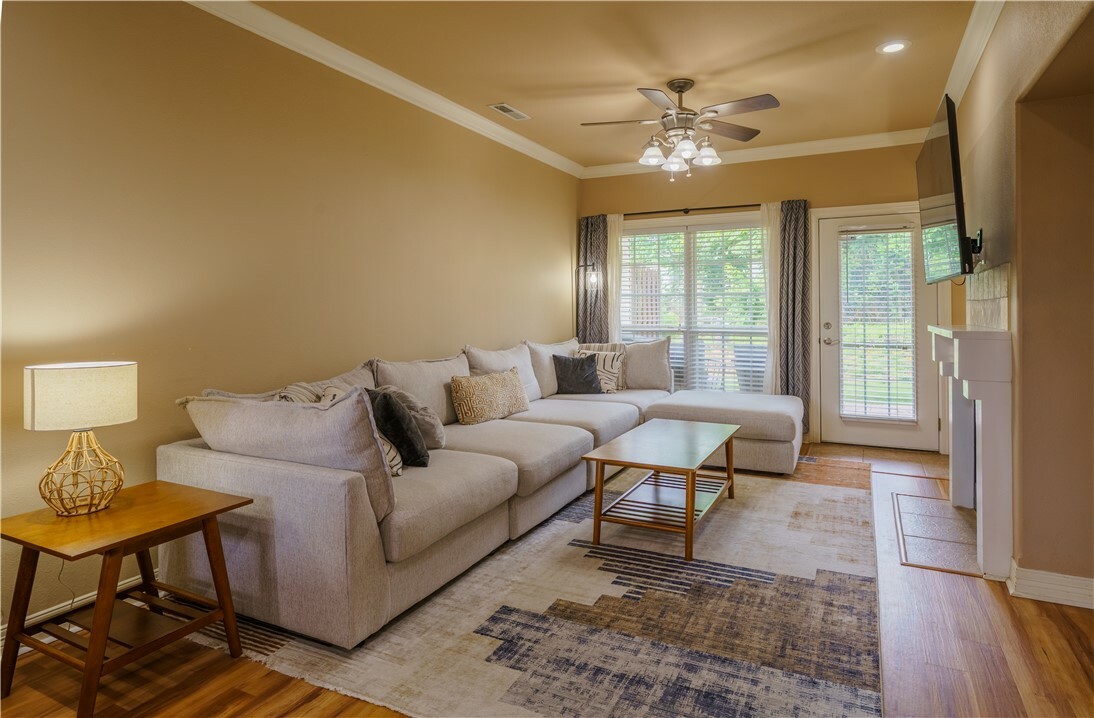 916 W Dixson Street  Rogers AR 72758 photo