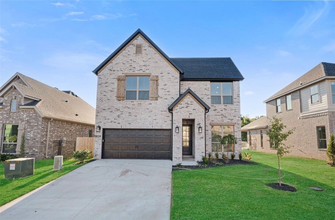 Property Photo: 3003 S 14th Street AR 72758