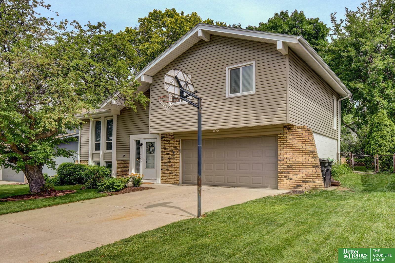 Property Photo: 11122 Jefferson Street NE 68137