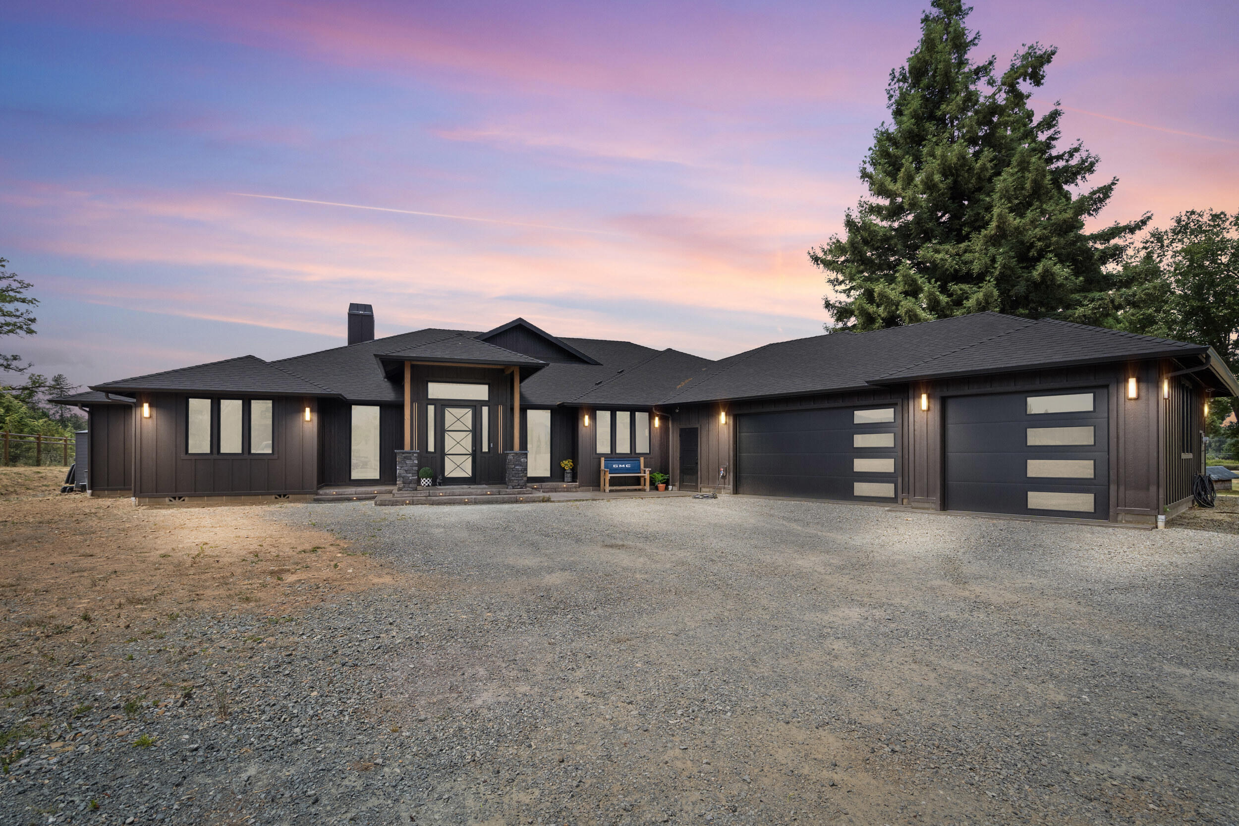 3487 SW Leonard Road  Grants Pass OR 97527 photo