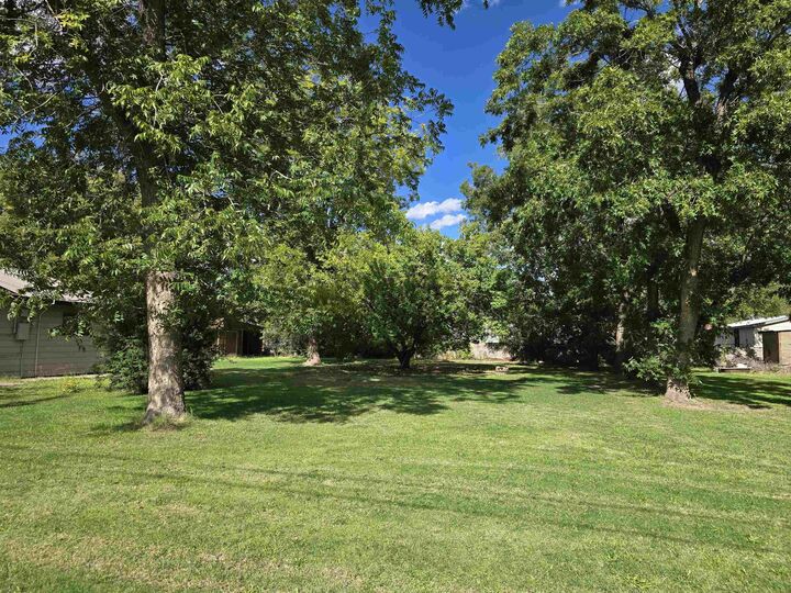 Property Photo:  1008 3rd St  NM 88352 