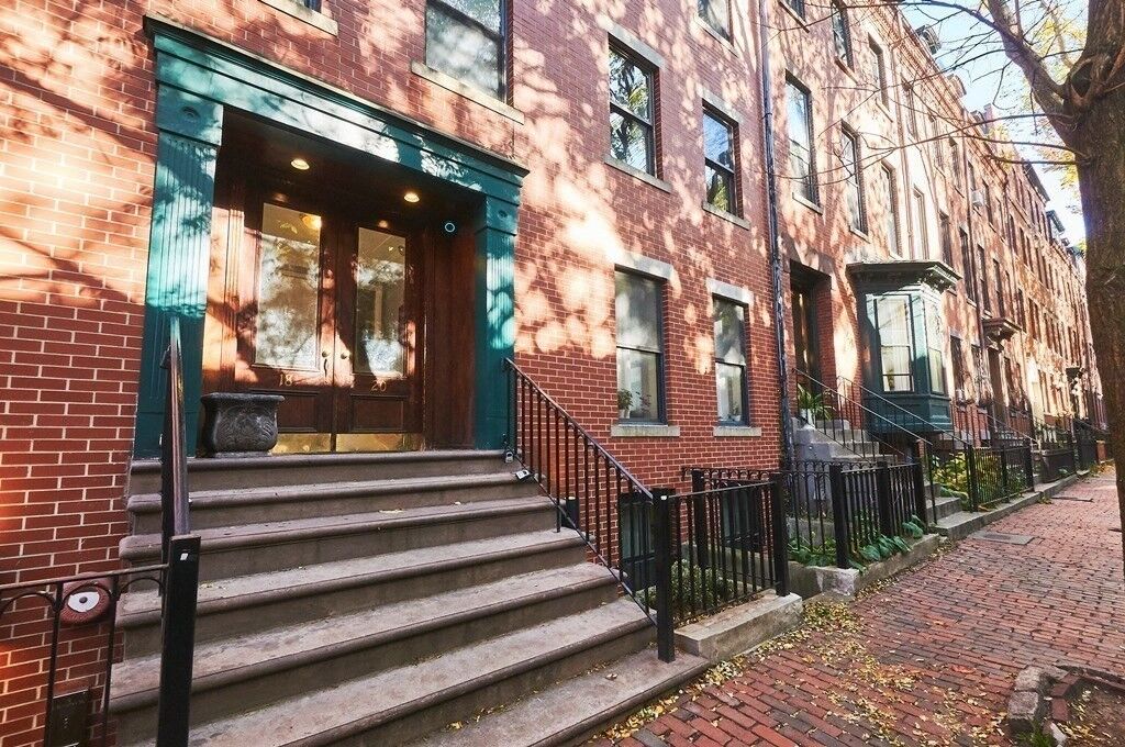 Property Photo:  18 East Springfield St 18-3  MA 02118