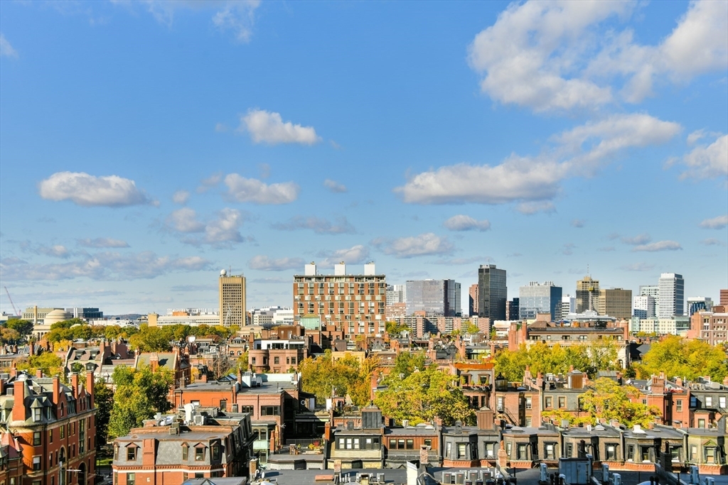 Property Photo:  776 Boylston E9c  MA 02199 