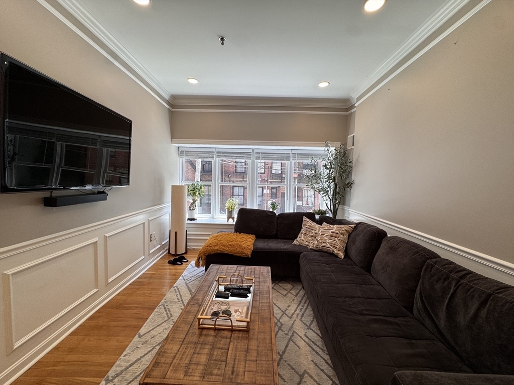 Property Photo: 416 Marlborough 102 MA 02115