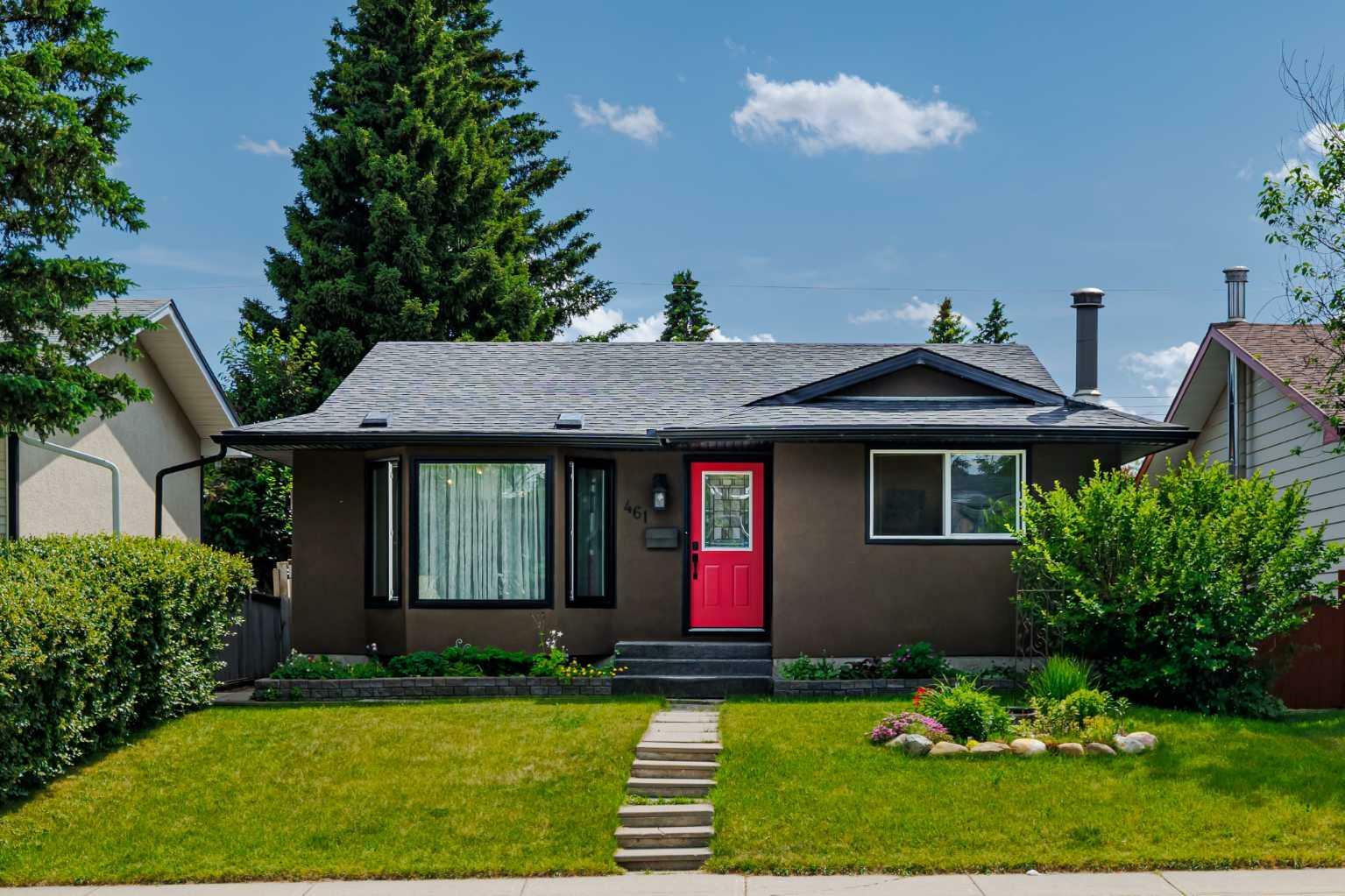 461 78 Avenue NE  Calgary AB T2K 5A1 photo