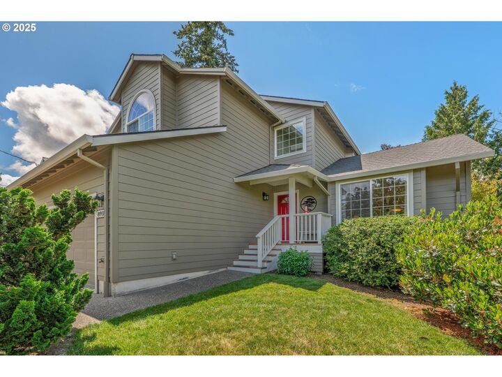 Property Photo: 8911 SW 49th Ave OR 97219