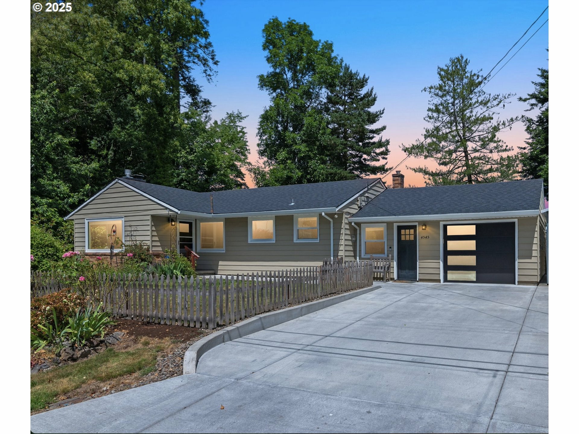4545 SW Poplar Ln  Portland OR 97225 photo
