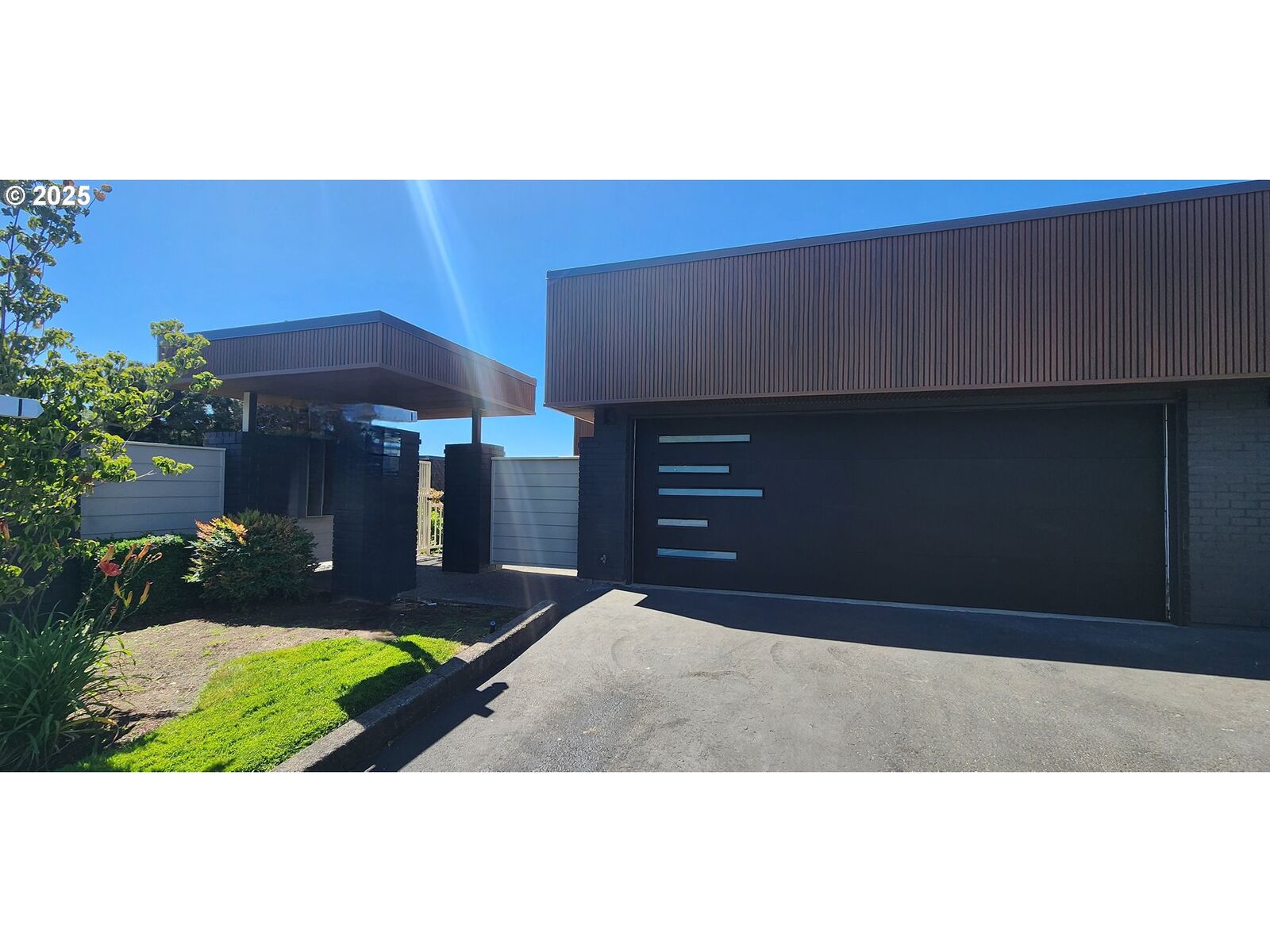 Property Photo:  6903 SE Riverside Dr 19  WA 98664 