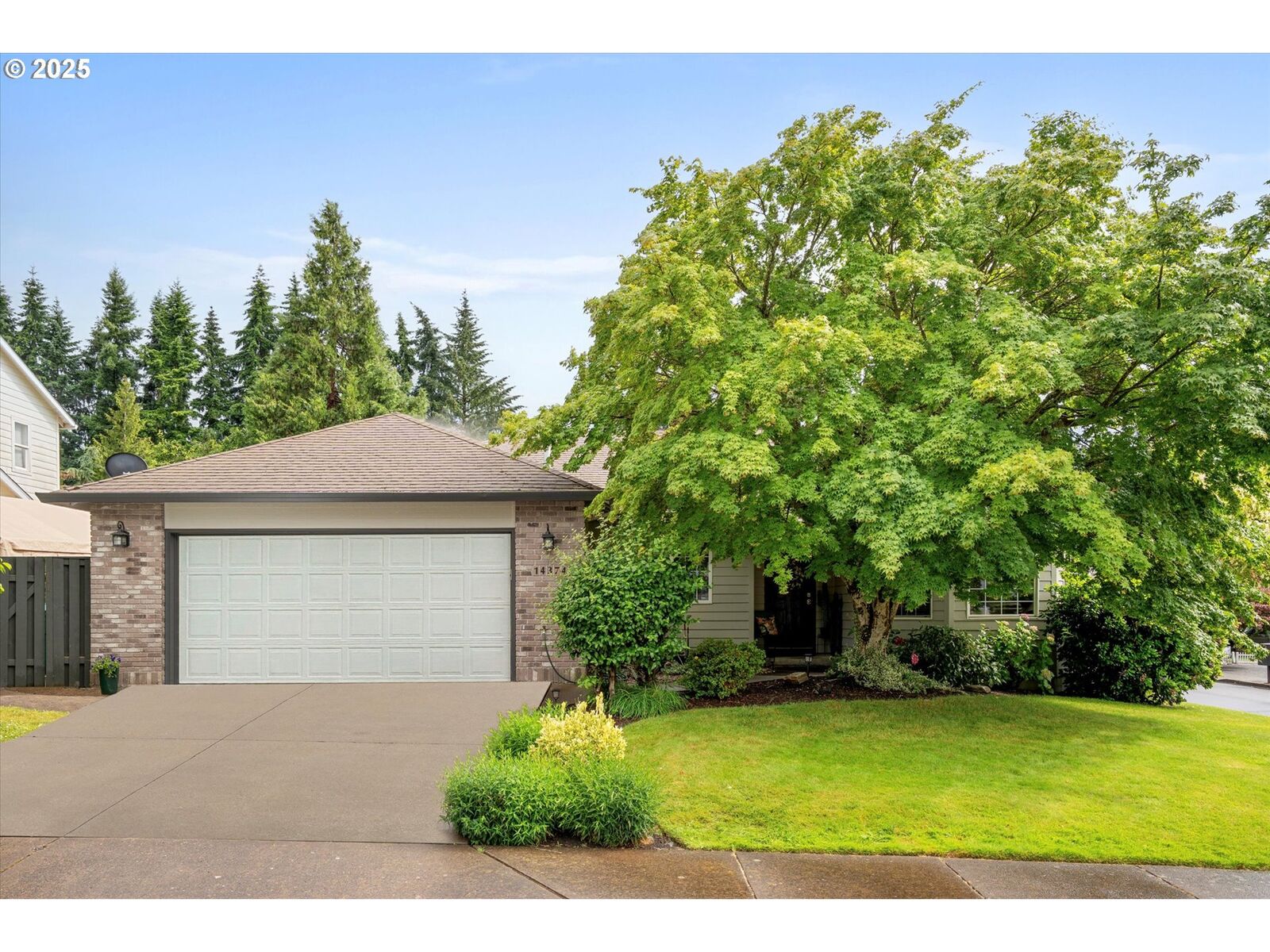 Property Photo:  14374 SE Sieben Creek Dr  OR 97015 