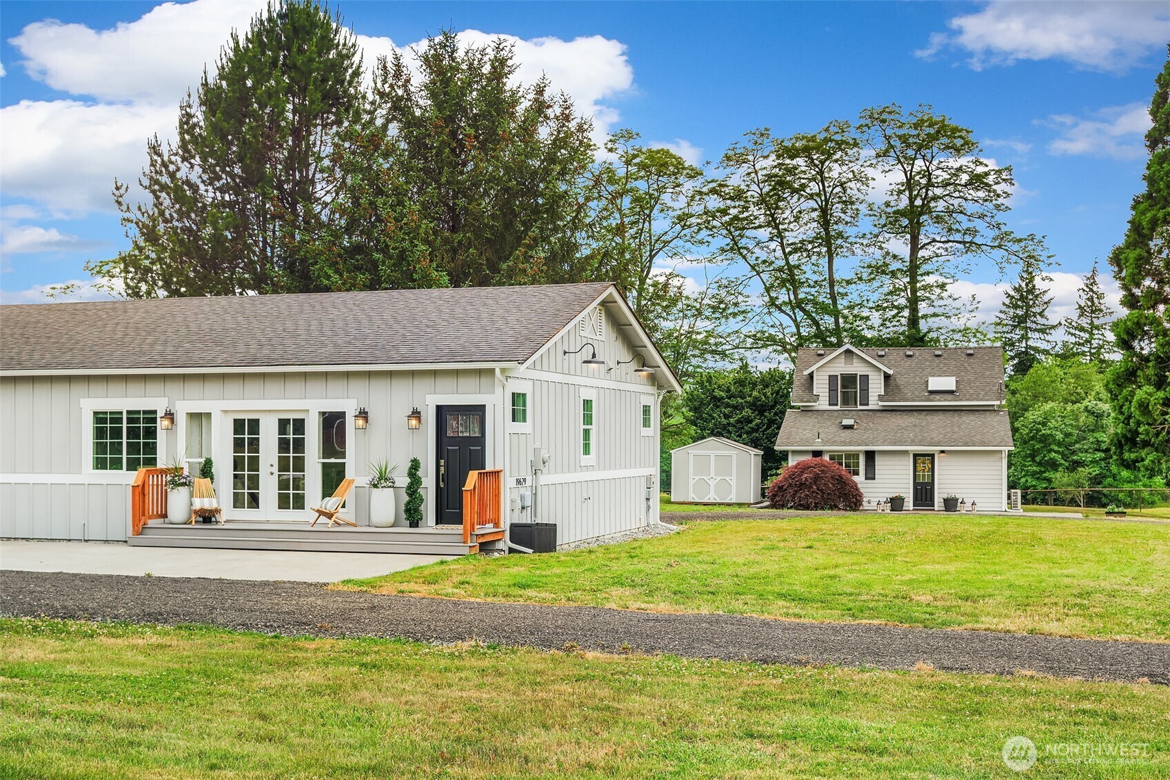 Property Photo:  19623 NE 116th Street  WA 98053 