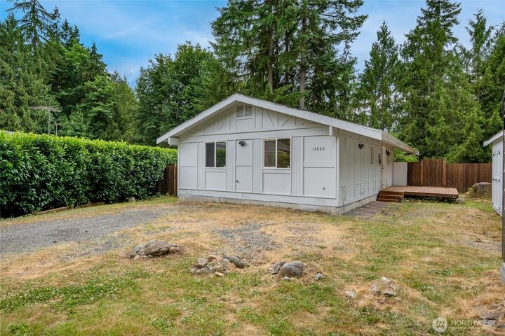 Property Photo:  13020 W Loop View Drive  WA 98252 