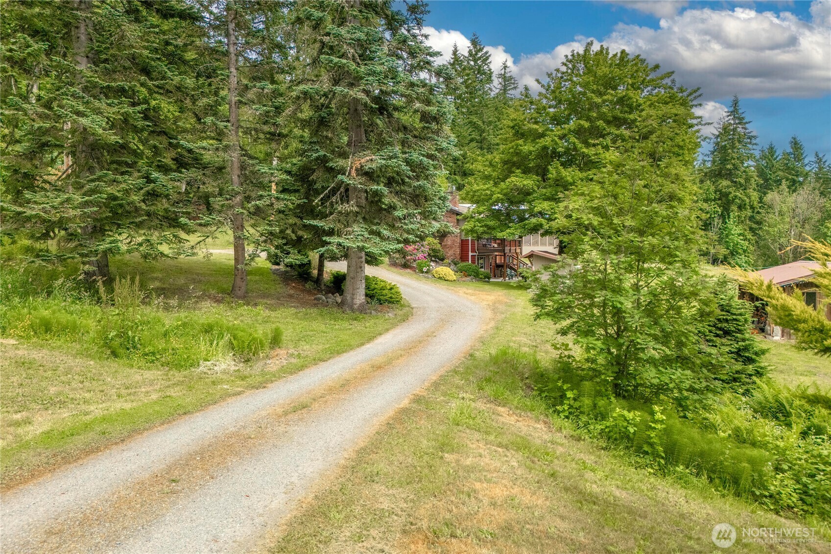 Property Photo: 4266 356th Drive SE WA 98024