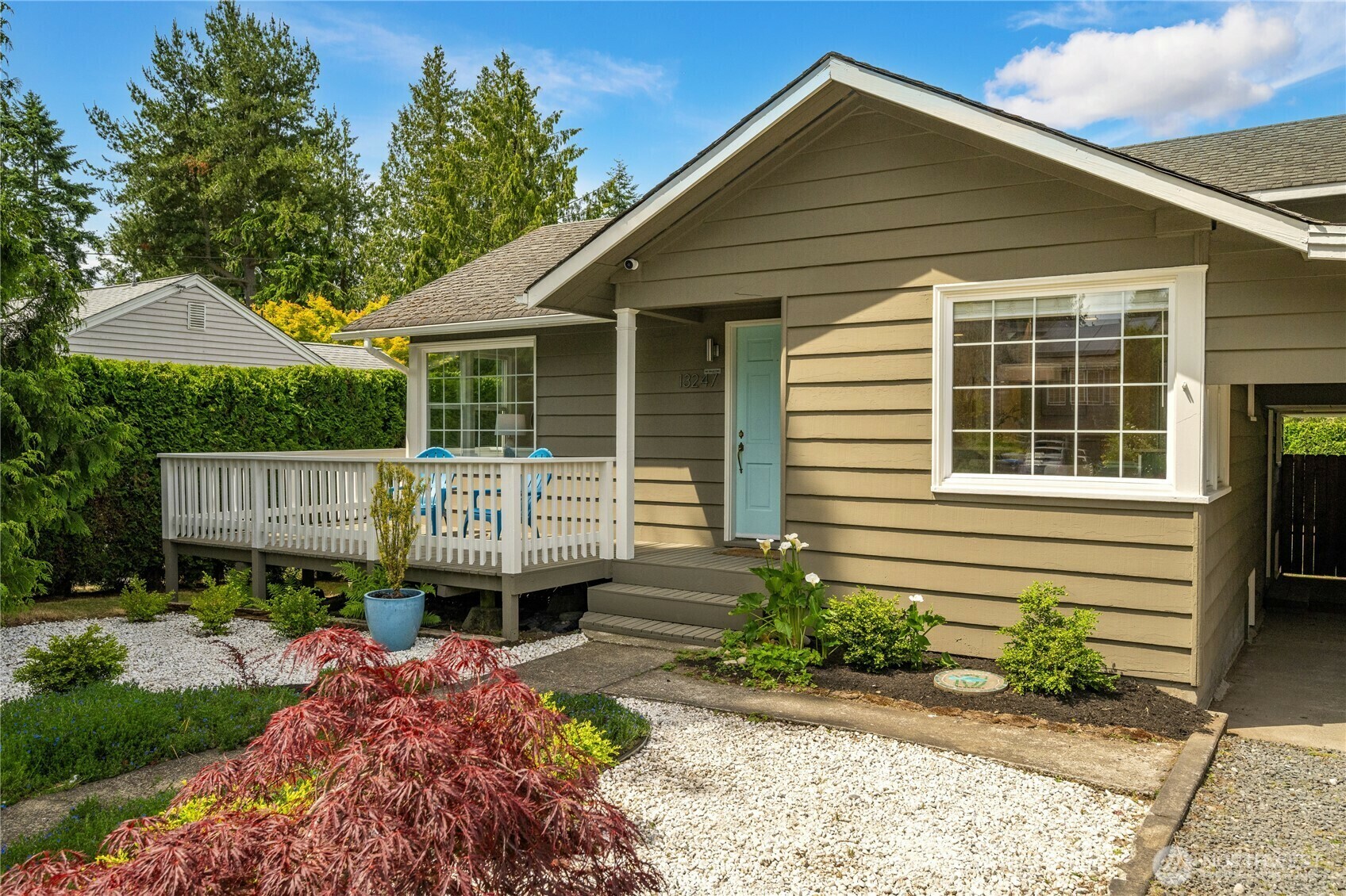 Property Photo: 13247 2nd Avenue NW WA 98177