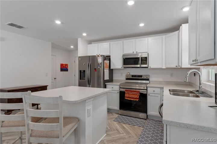 Property Photo:  1155 S Cornell Terrace  FL 34452 