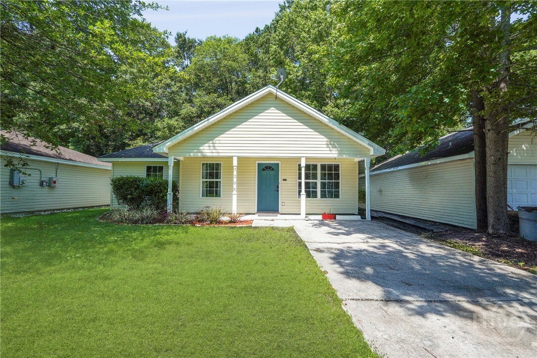Property Photo: 7305 Leghorn Street GA 31406