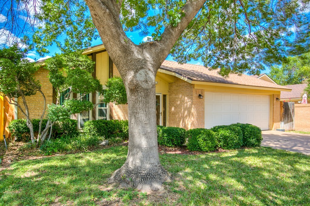 Property Photo:  3916 Driftwood Dr  TX 76904 