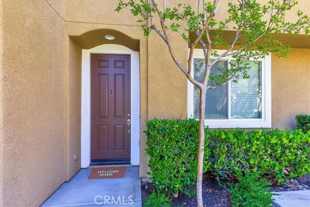 Property Photo:  27569 Viridian Street 1  CA 92562 