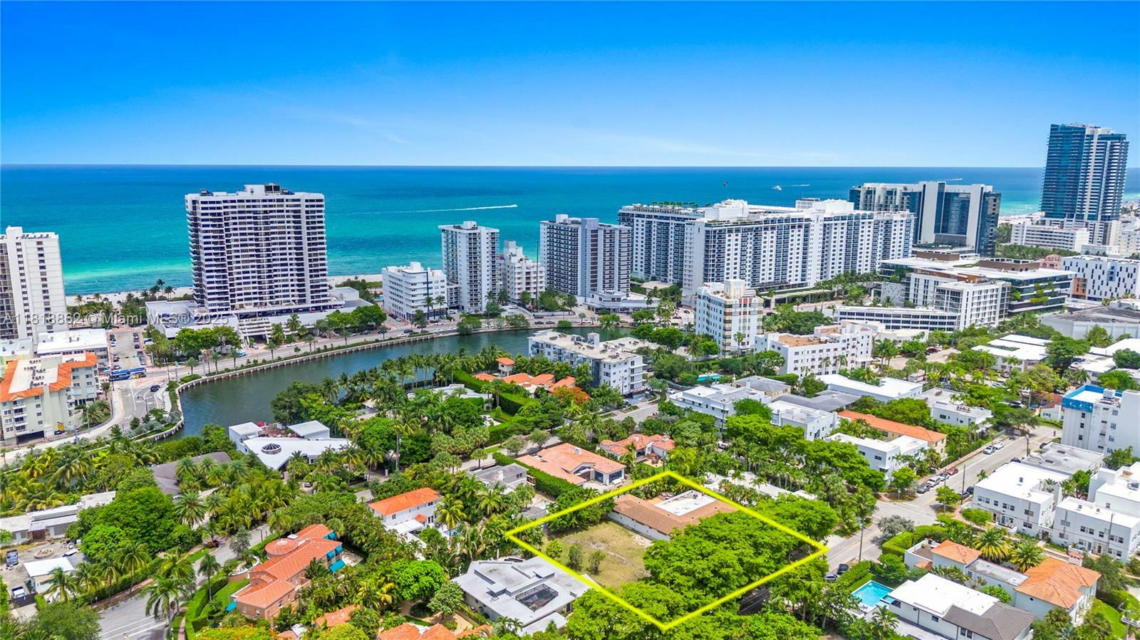 Property Photo:  2525 Flamingo Pl  FL 33140 
