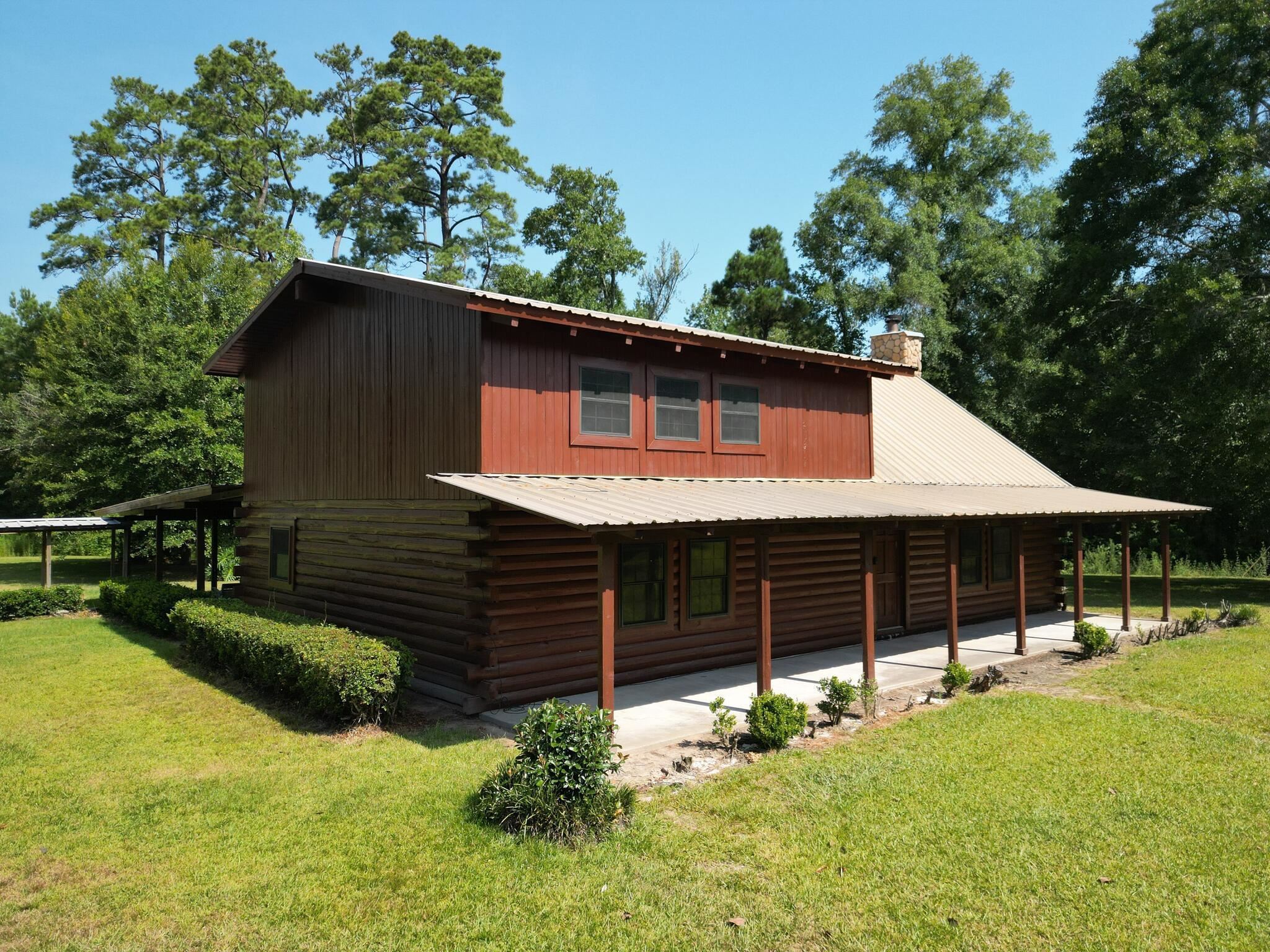 Property Photo:  1205 Douglas St  TX 77662 