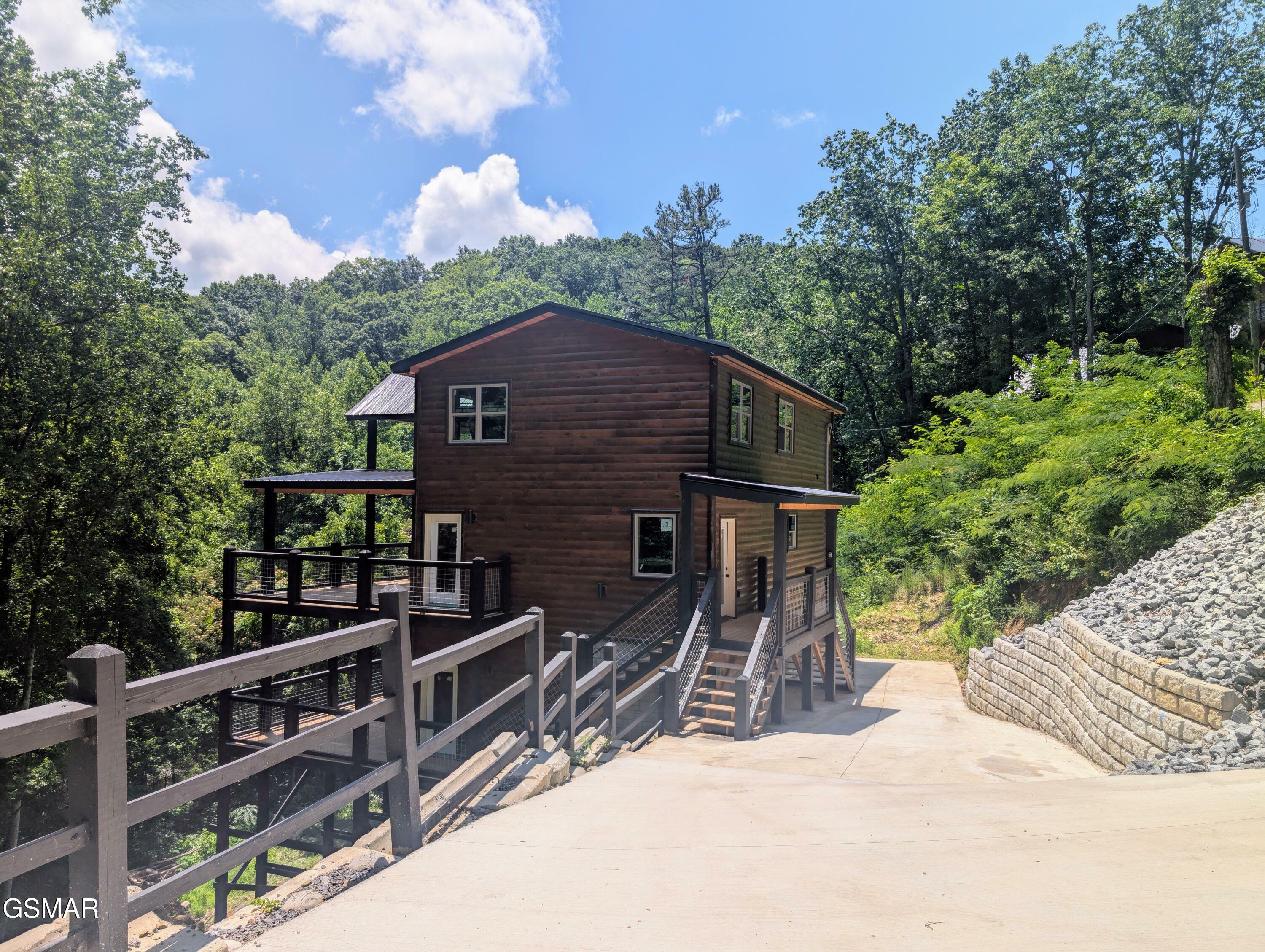 Property Photo: 1130 Laddie Buck Lane TN 37738