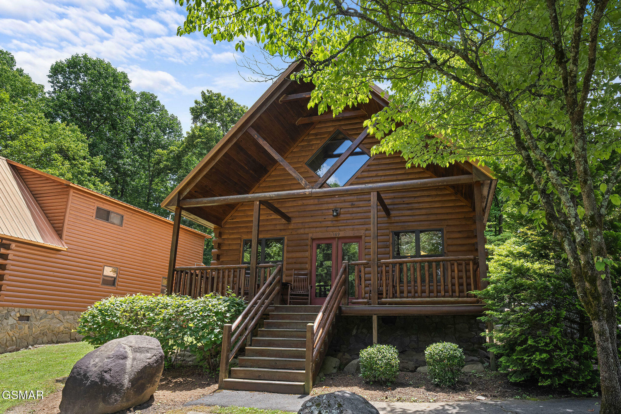 Property Photo: 169 White Oak Resort Way TN 37738
