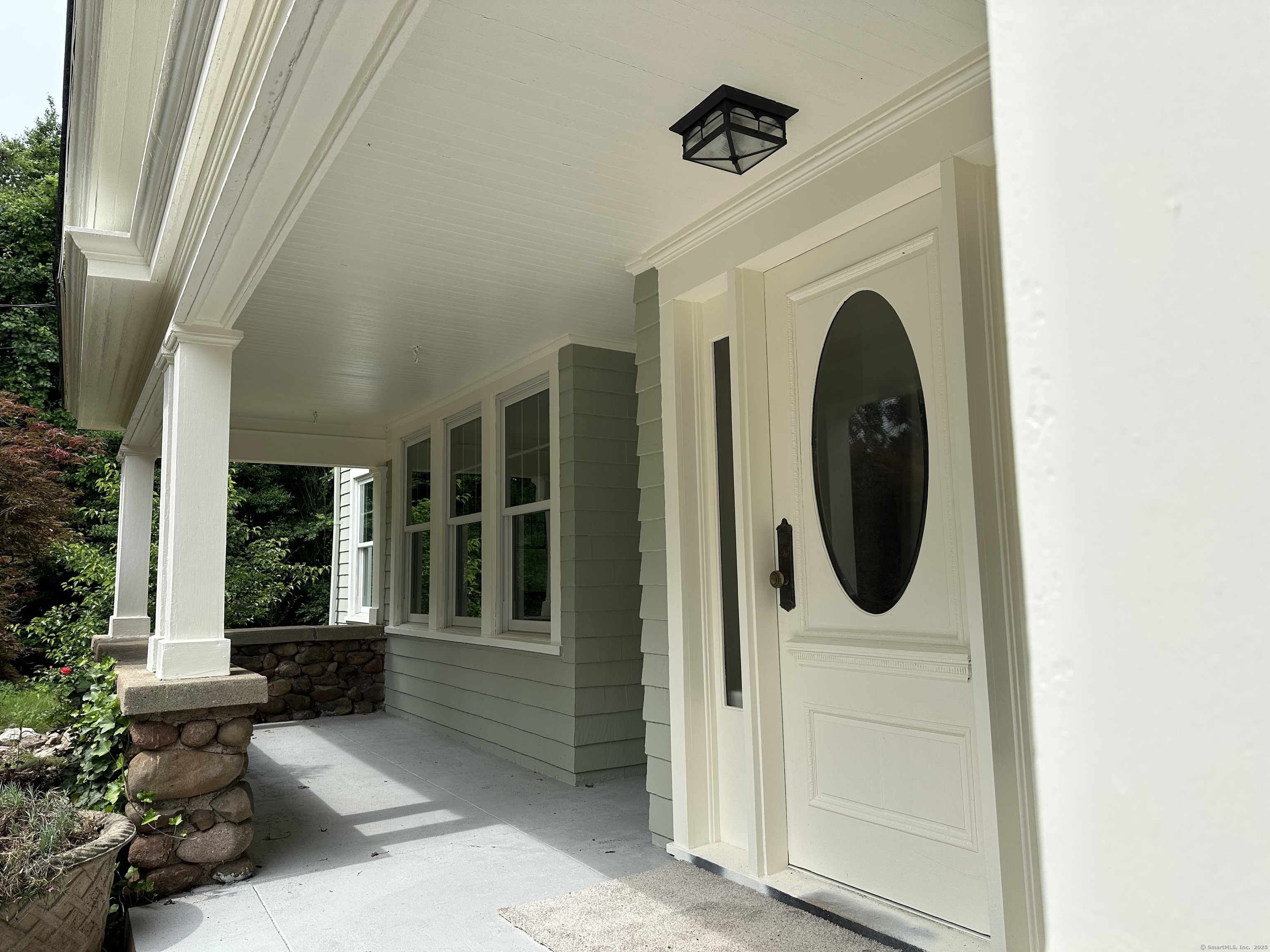 Property Photo: 1666 Ridge Road CT 06473