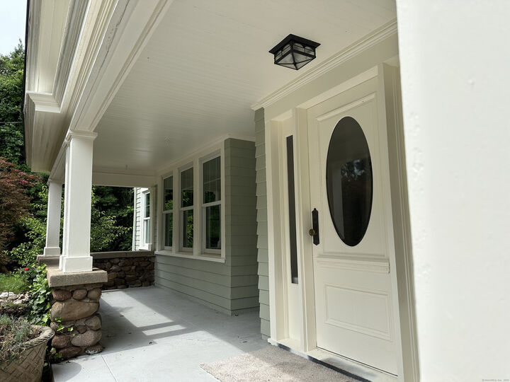 Property Photo:  1666 Ridge Road  CT 06473 