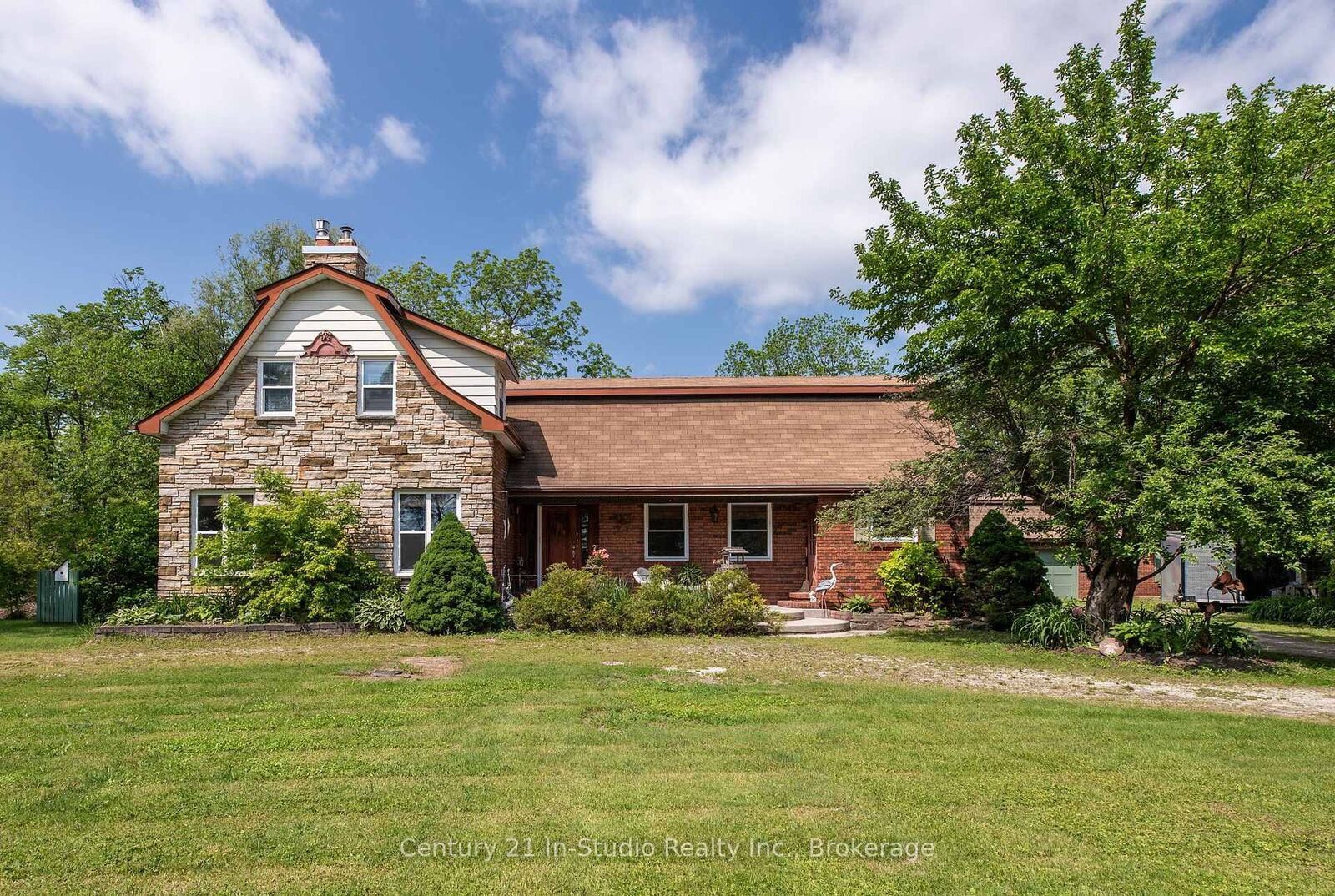 Photo de la propriété: 3926 County Road 124 Road ON L0M 1P0