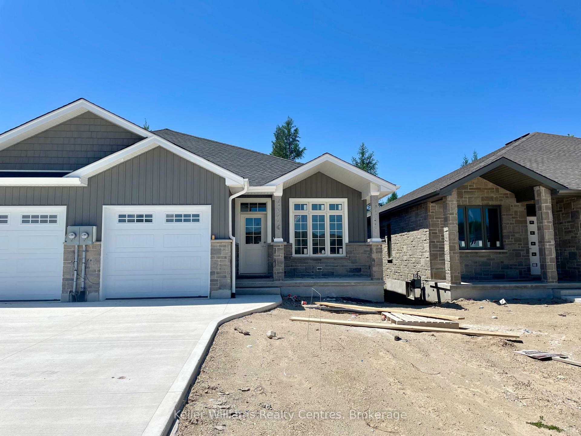 Property Photo: 616 25th Avenue ON N4N 3B8