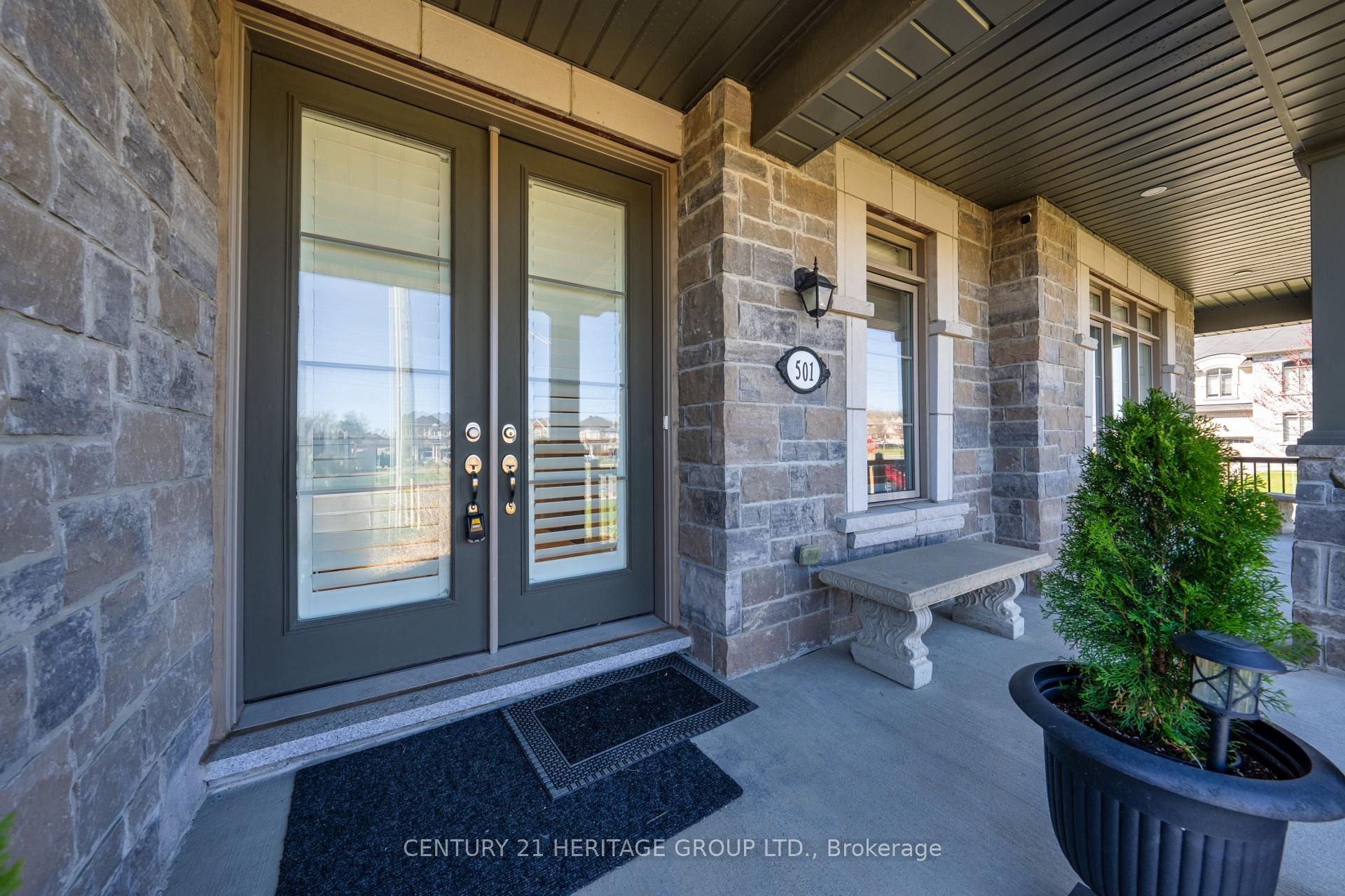 Property Photo:  501 McGregor Farm Trail  ON L3X 0H7 