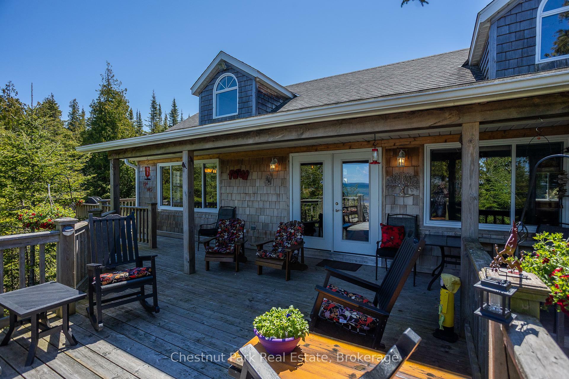Property Photo: 94 Zorra Drive ON N0H 2R0