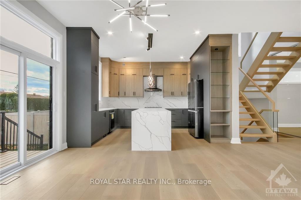 Property Photo: 78 Rossland Avenue ON K2G 2K8