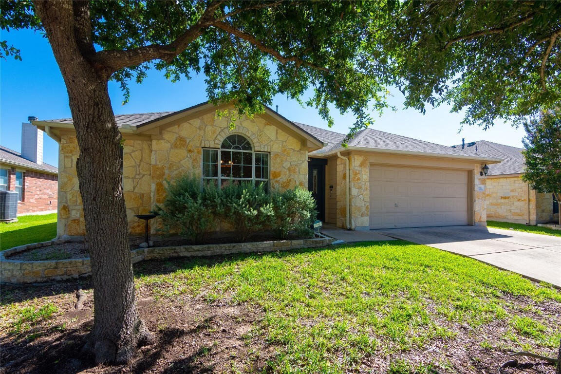 Property Photo: 18421 Dry Brook Loop TX 78660