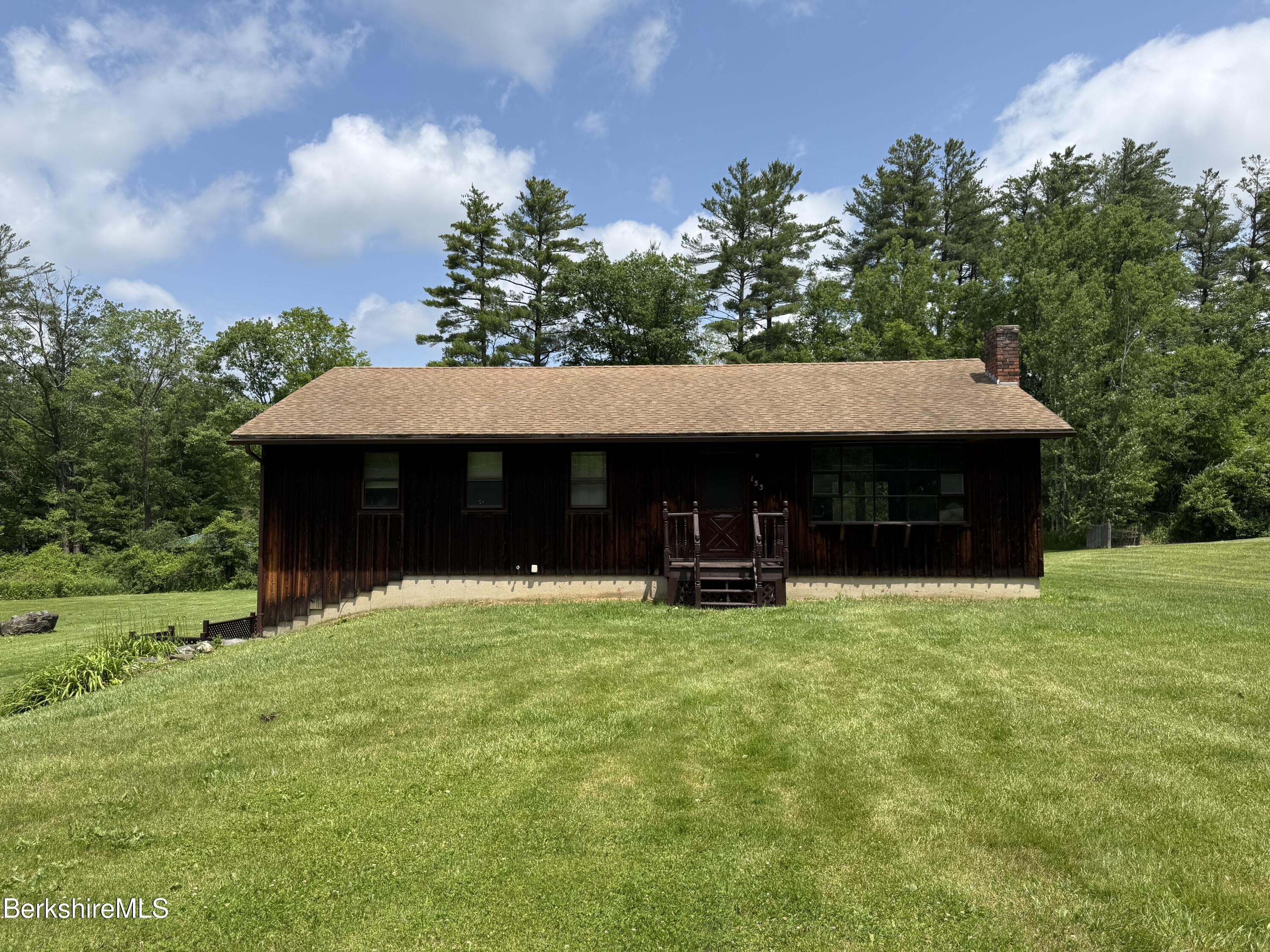 153 Dugway Rd  Lenox MA 01240 photo