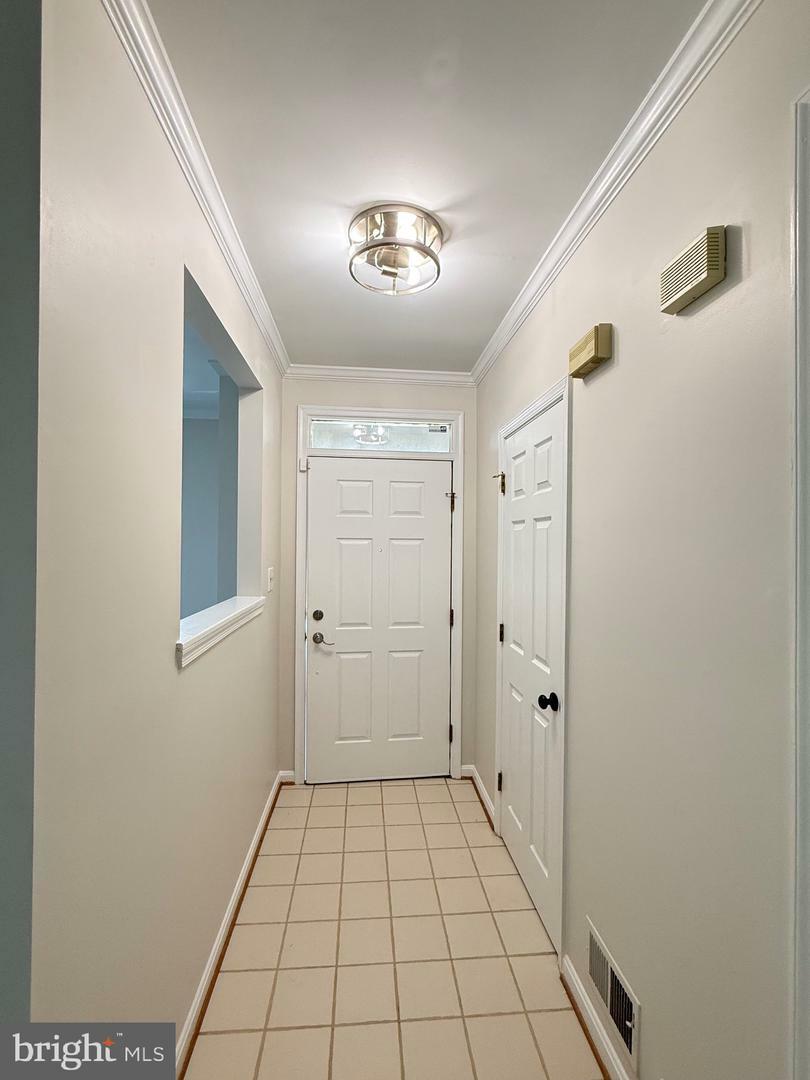 Property Photo: 7933 Blue Gray Circle VA 20109