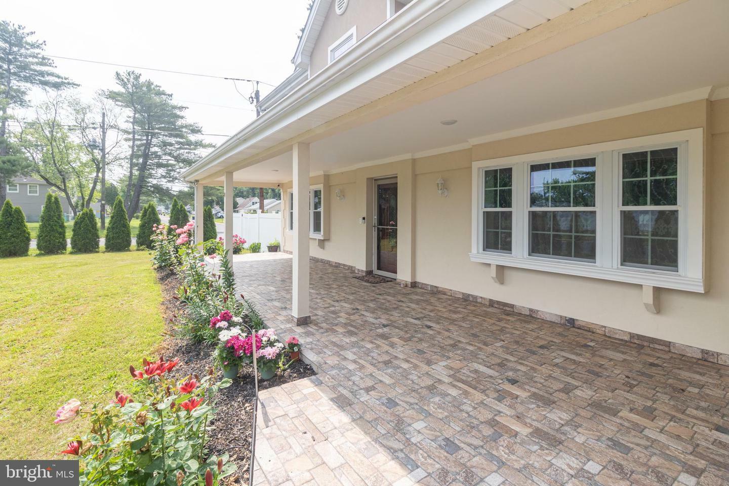 Property Photo: 74 Gallaway Lane NJ 08046