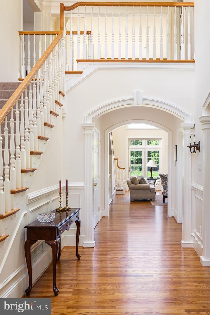 Property Photo:  211 Twinings Lane  PA 19087 