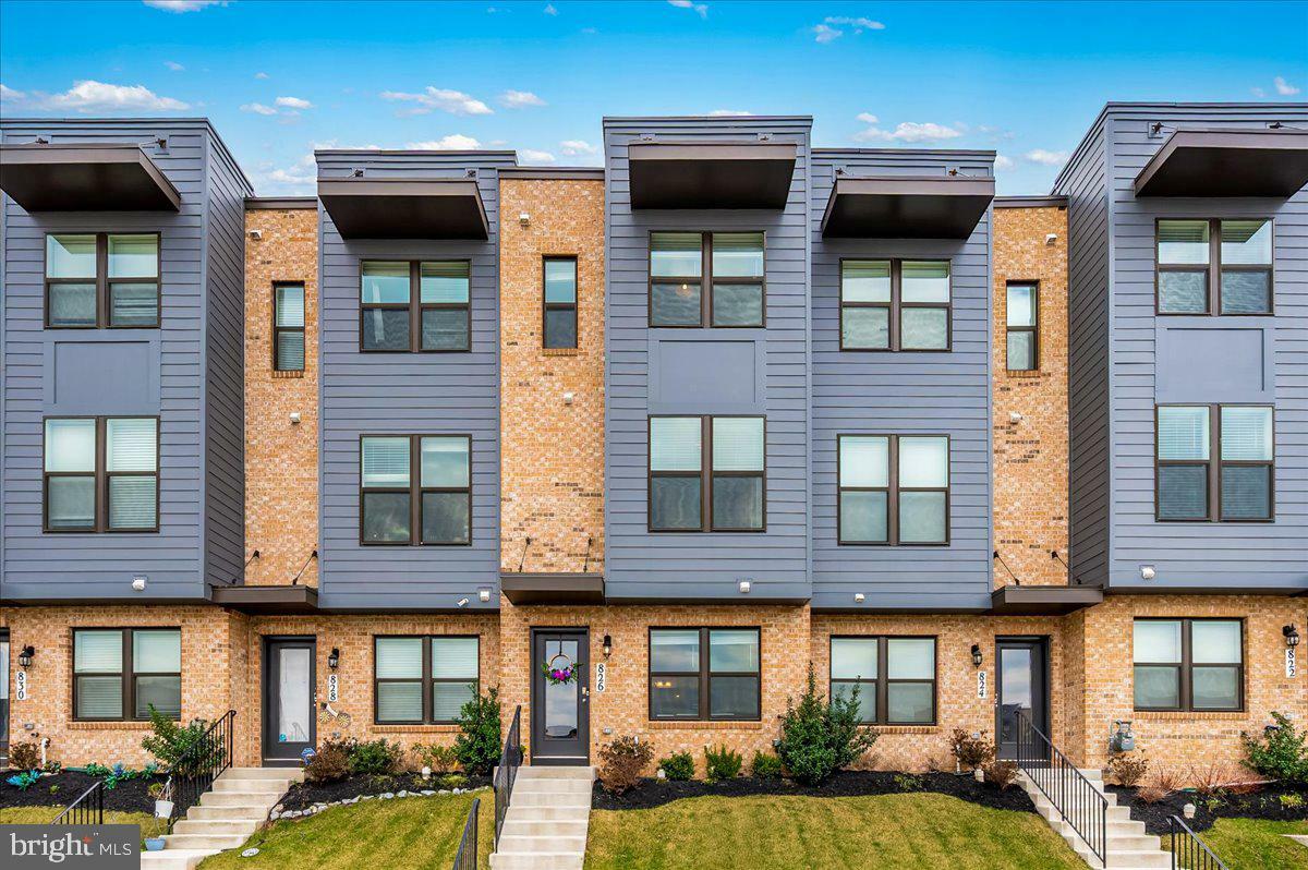 Property Photo:  826 Creekway Drive  MD 21701 