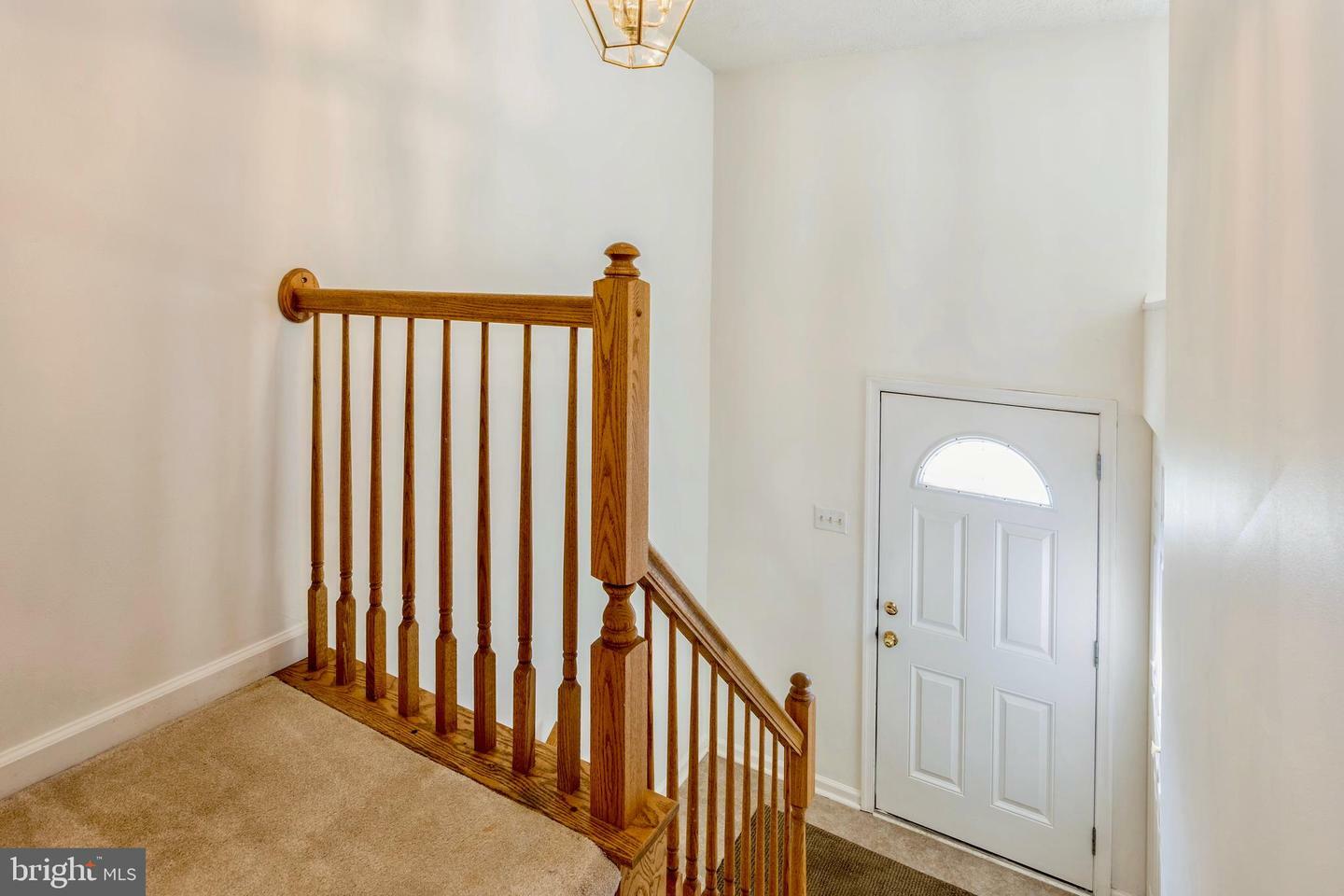 Property Photo: 8 Tatler Place MD 21117