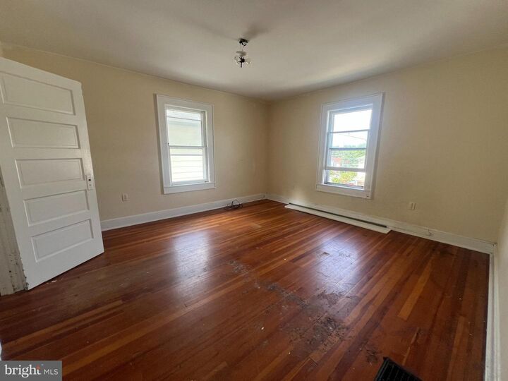 Property Photo: 1006 S Cameron Street VA 22601