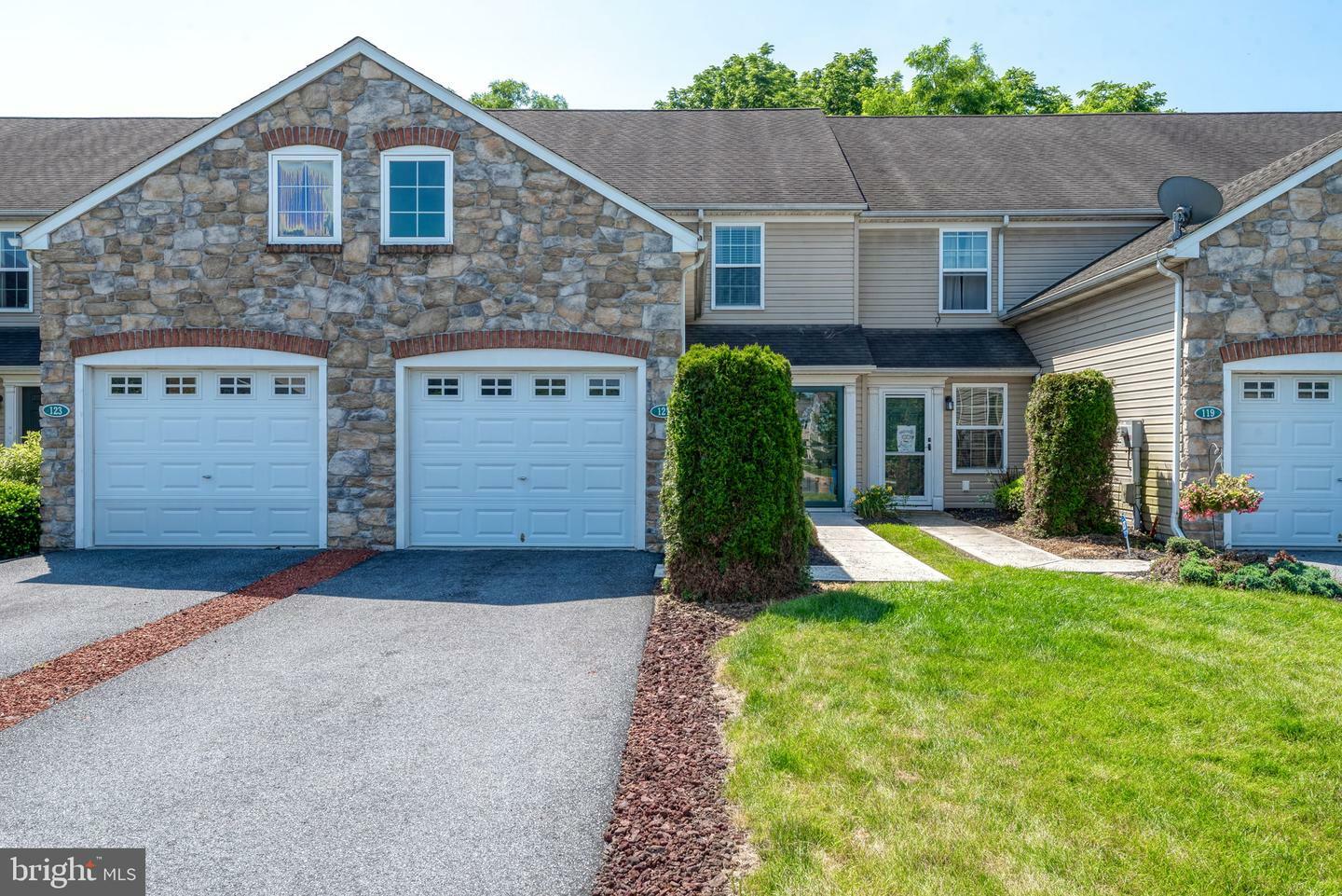 121 Westpoint Drive  Carlisle PA 17013 photo