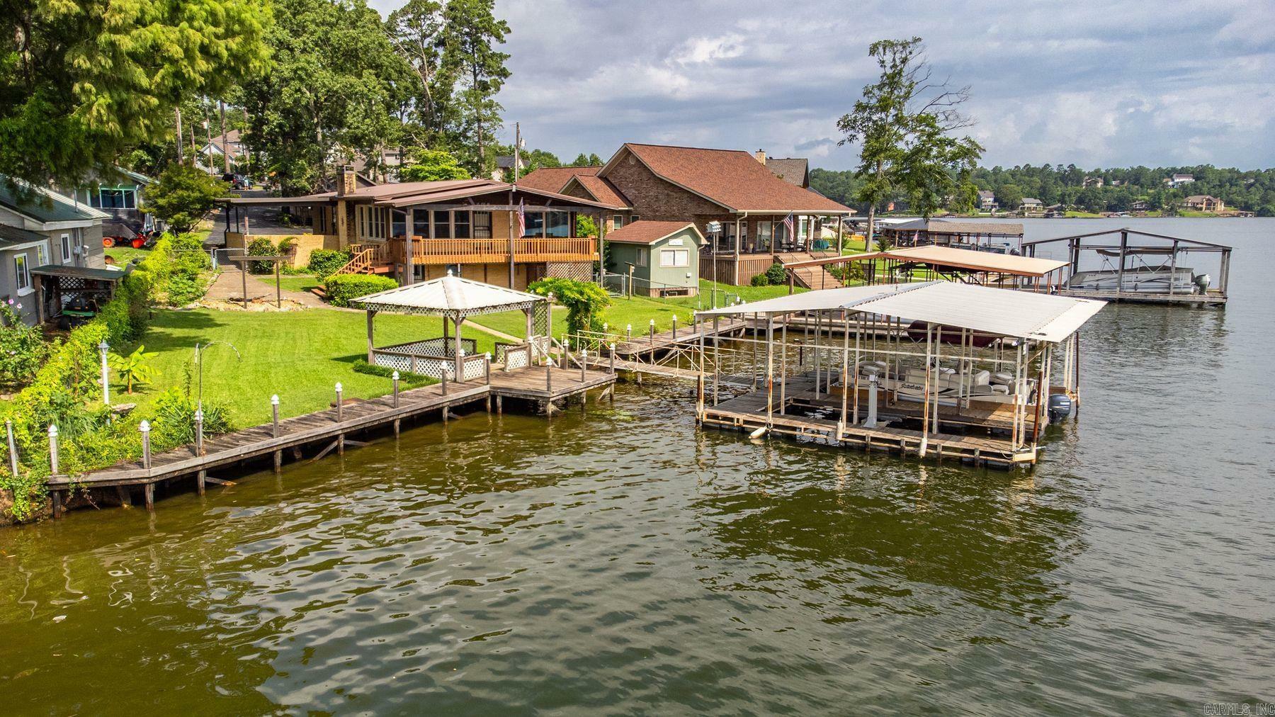 Property Photo: 218 McDonald Loop AR 71913