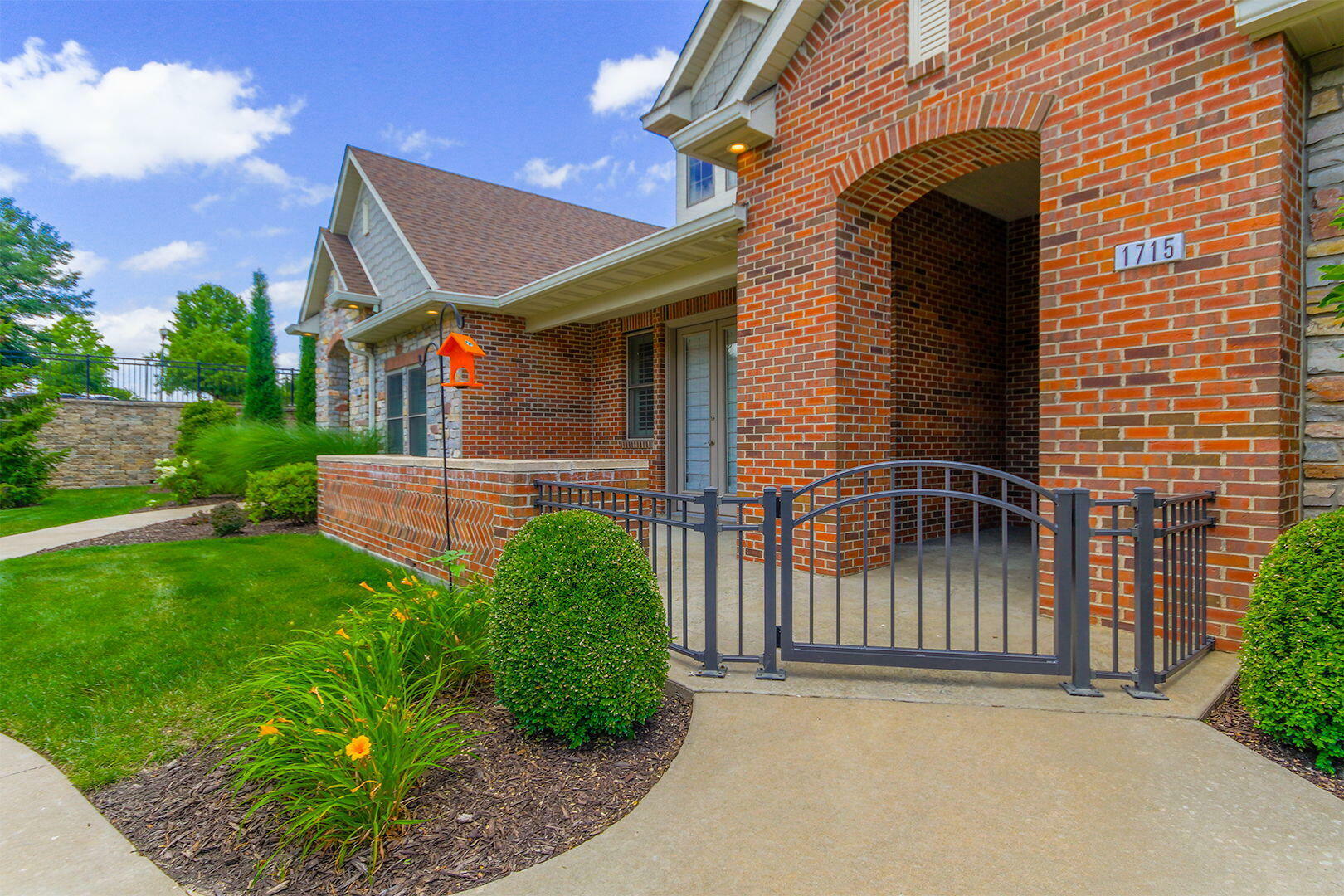 Property Photo: 1715 Linkside Dr MO 65201