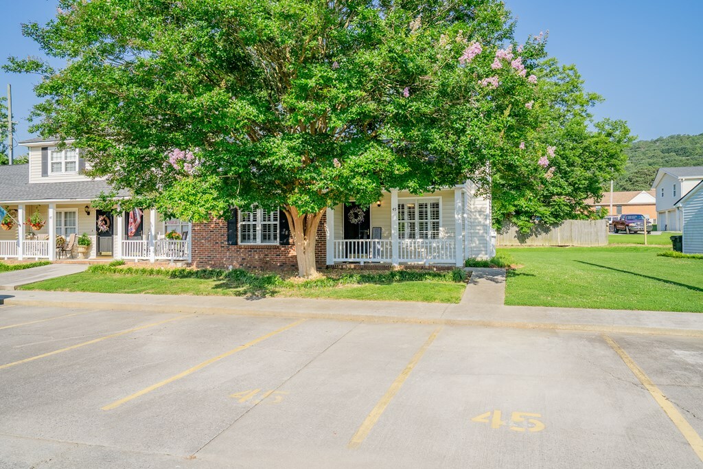 Property Photo:  1410 Rosewood Circle  GA 30720 