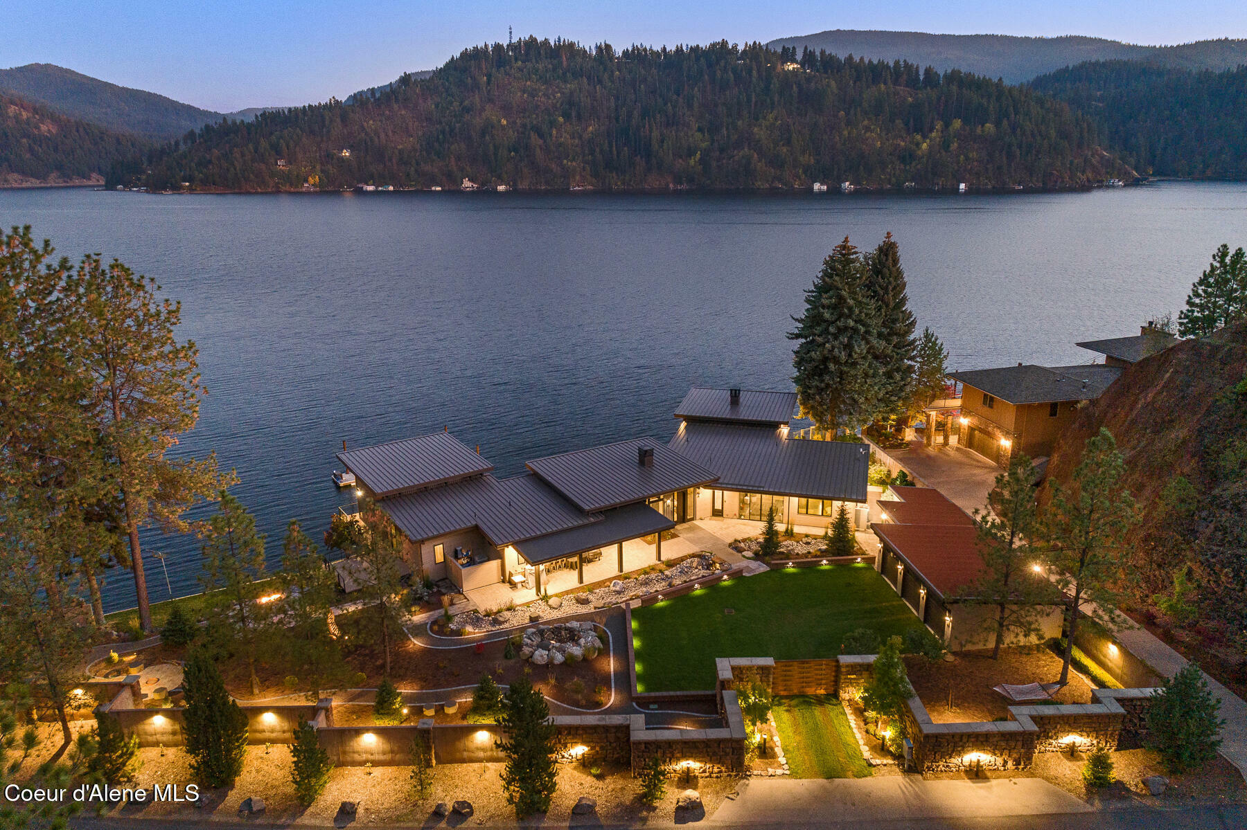 9880 E Coeur D Alene Lake Dr  Coeur D'Alene ID 83814 photo