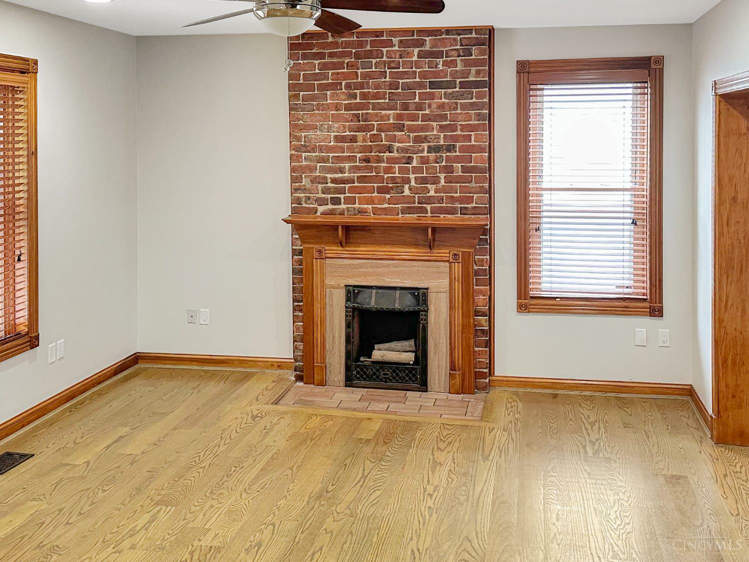 Property Photo:  1065 Delta Ave  OH 45208 