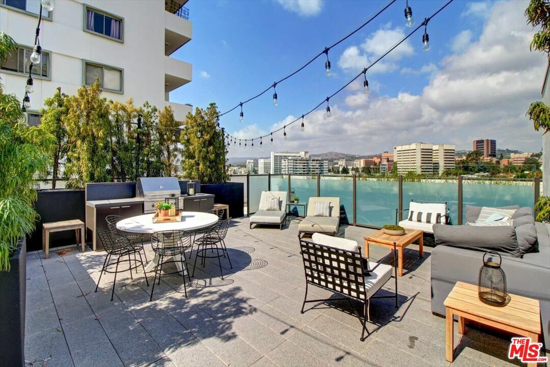 Property Photo: 10777 Wilshire Blvd CA 90024