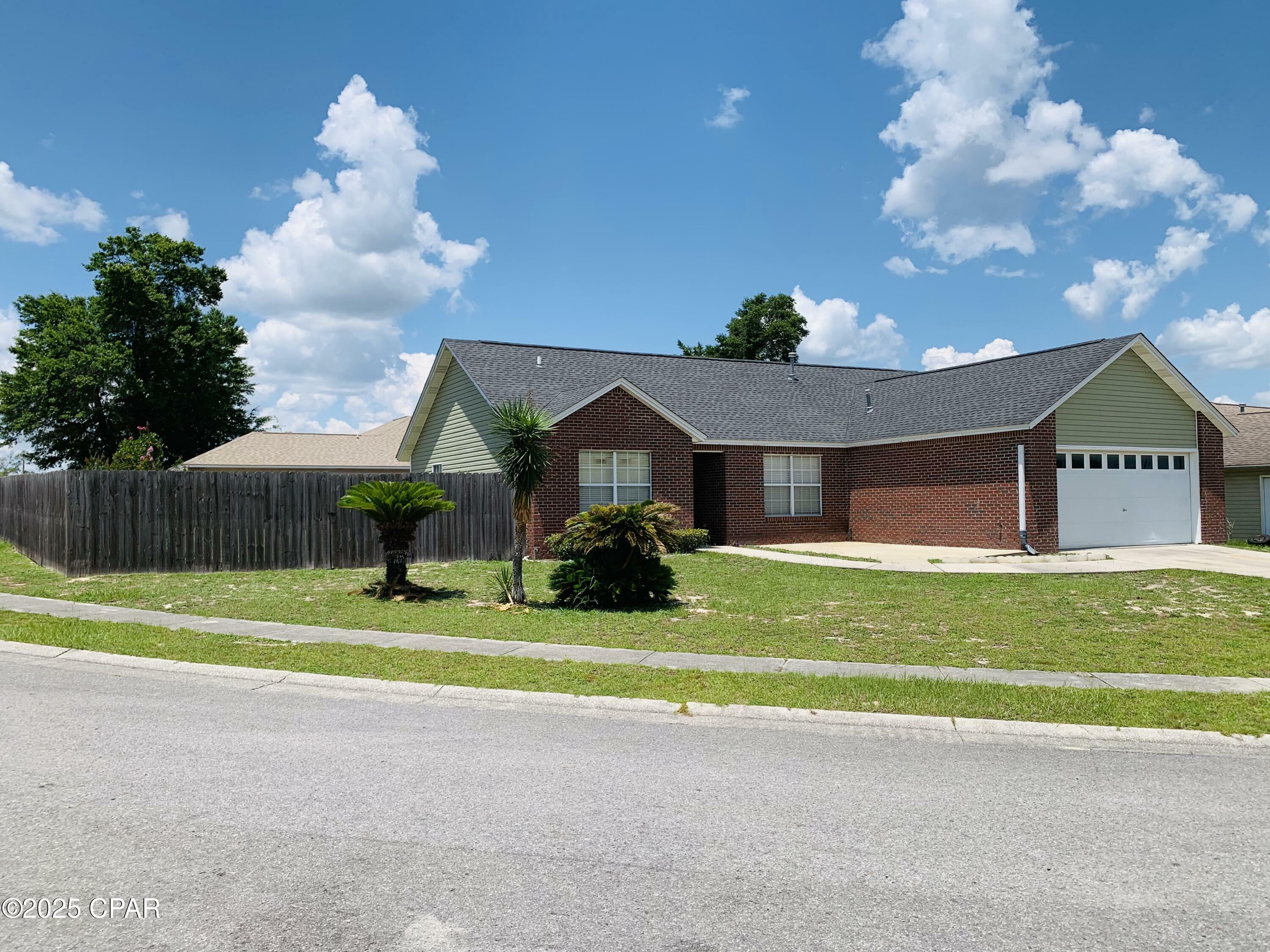 Property Photo: 551 J H Crews Circle FL 32404