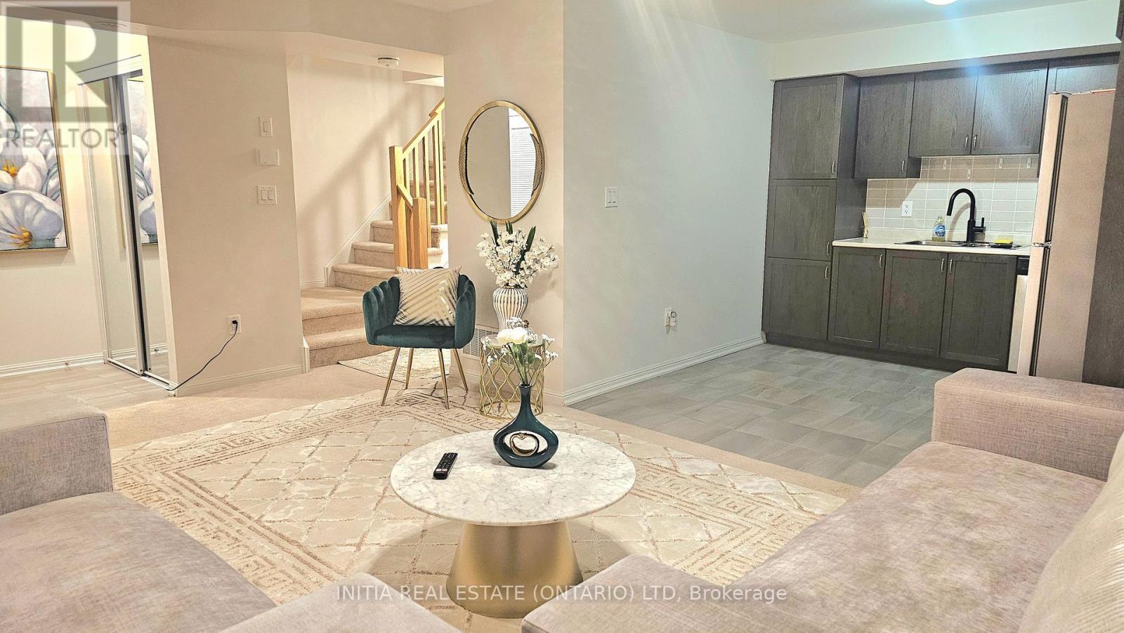 Property Photo: 250 Sunny Meadow Boulevard 101 ON L6R 3Y7