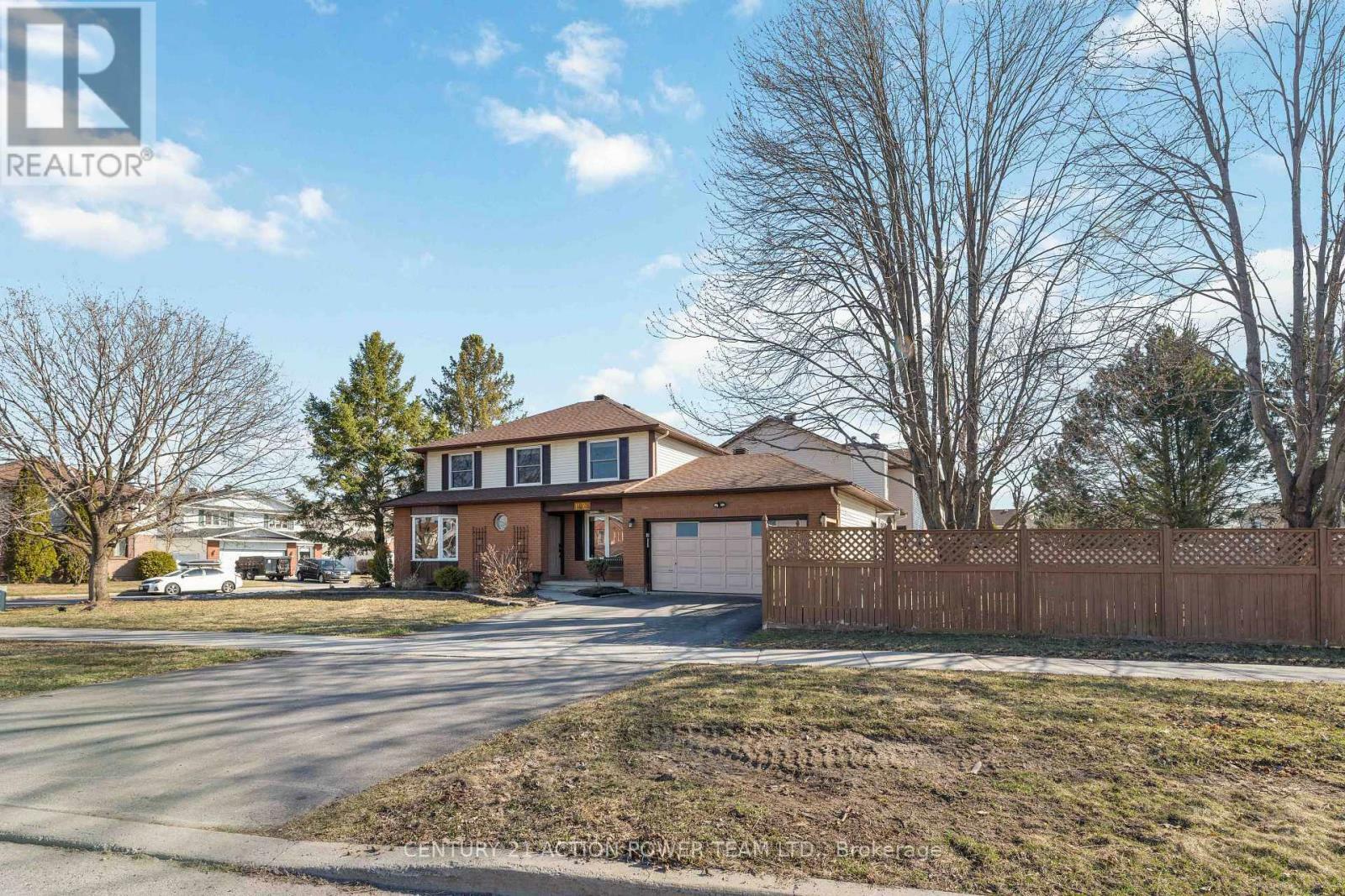 Property Photo: 1673 Barrington Street ON K1C 4W9
